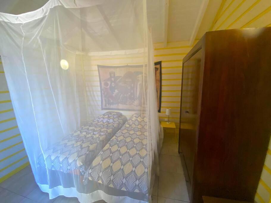 Bungalow Alnamaka : Vue Mer - Piscine - Plage A 5Mn Поант-Ноар Екстериор снимка